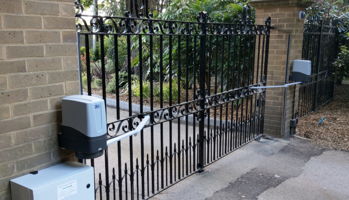 Комплект приводов для распашных ворот DEA GEKO KIT